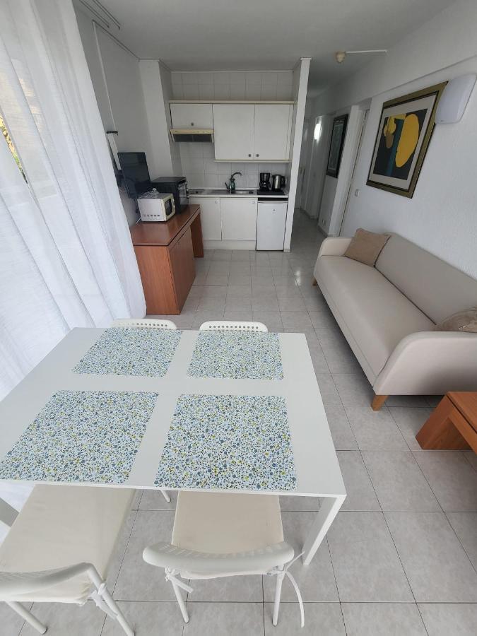 Cozy Apartment Near The Beach Playa de las Americas  Ngoại thất bức ảnh